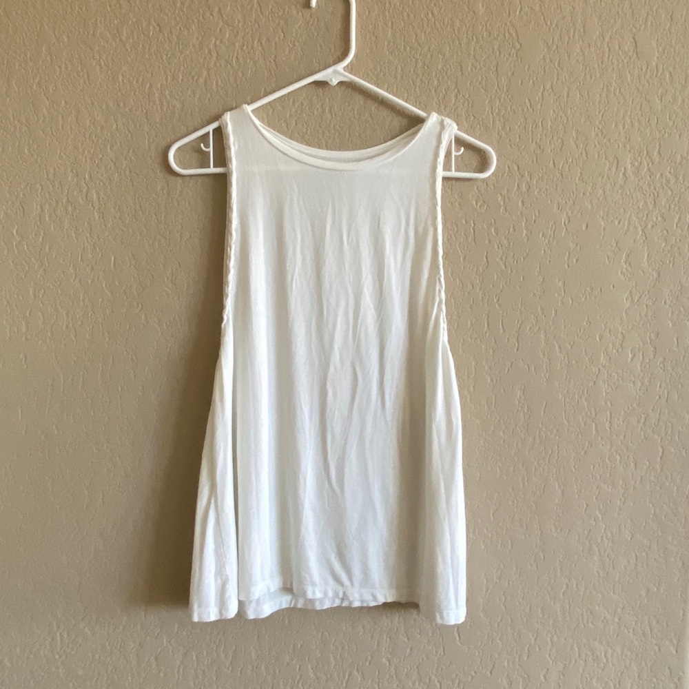 American Eagle Tank with Braiding detail